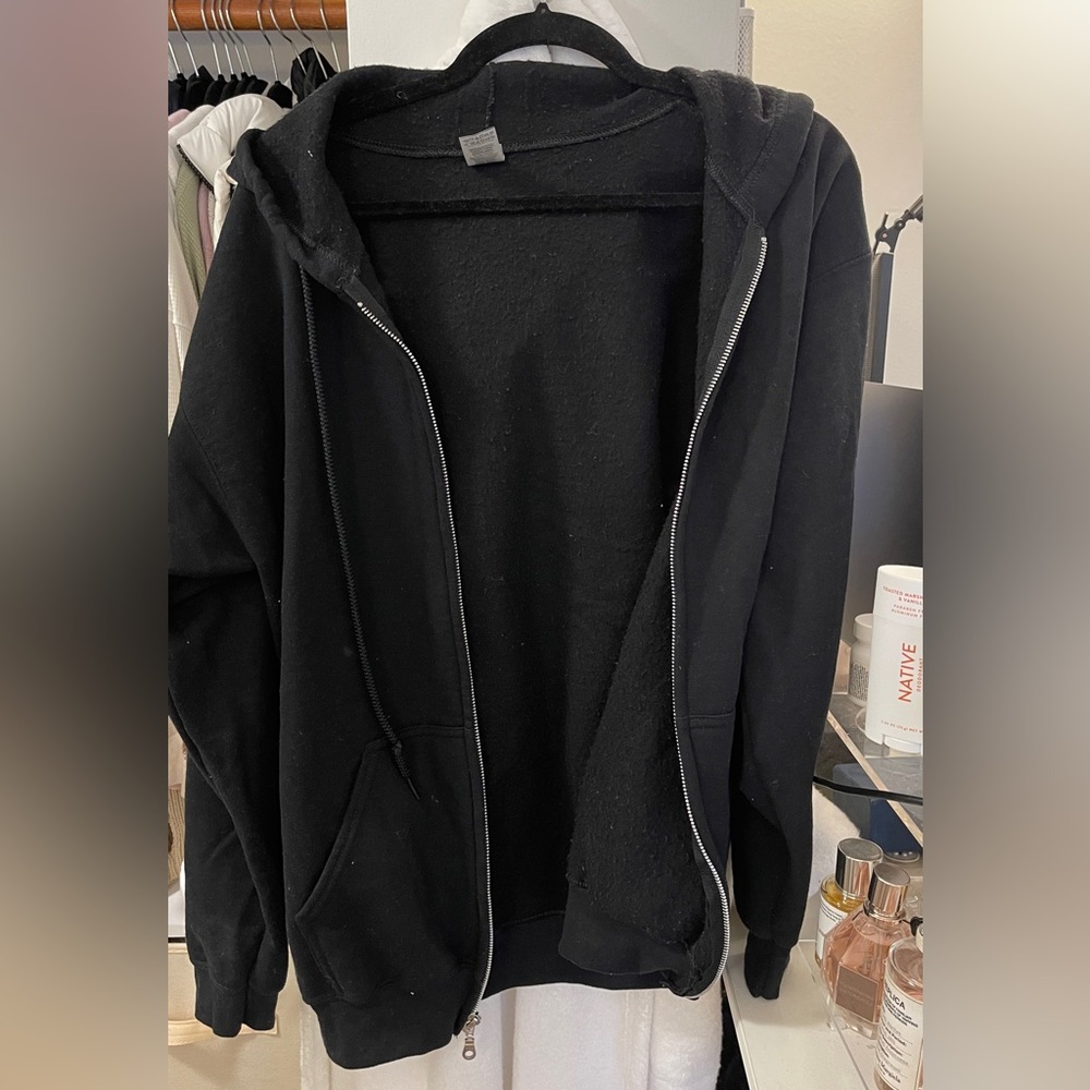gildan black zip up hoodie boyfriend